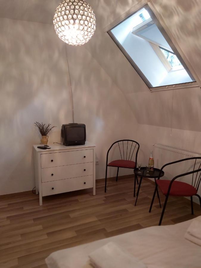Platanus Vendeghaz Zamardi Bed and Breakfast Εξωτερικό φωτογραφία