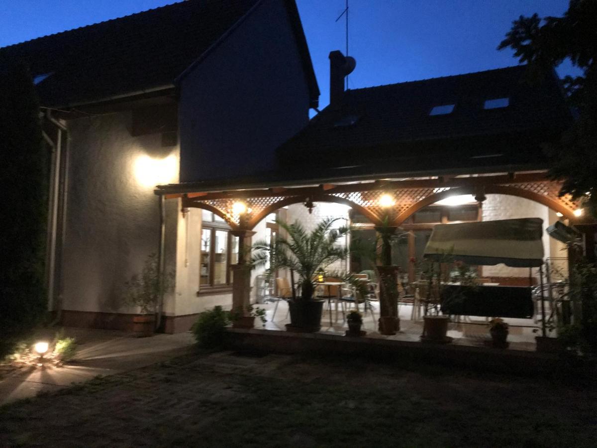 Platanus Vendeghaz Zamardi Bed and Breakfast Εξωτερικό φωτογραφία